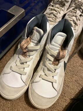 Nike White and Beige High-Top Kids' Sneakers